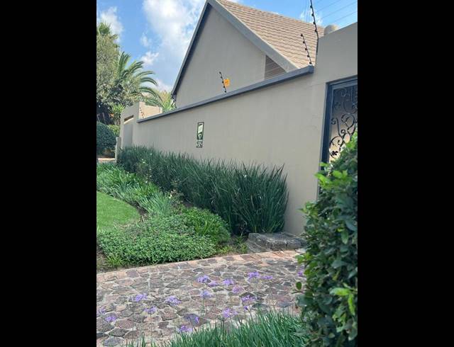 1 BEDROOM PROPERTY TO RENT IN EDENVALE CENTRAL